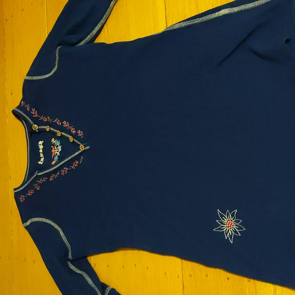 Adorable Alp n Rock embroidered shirt